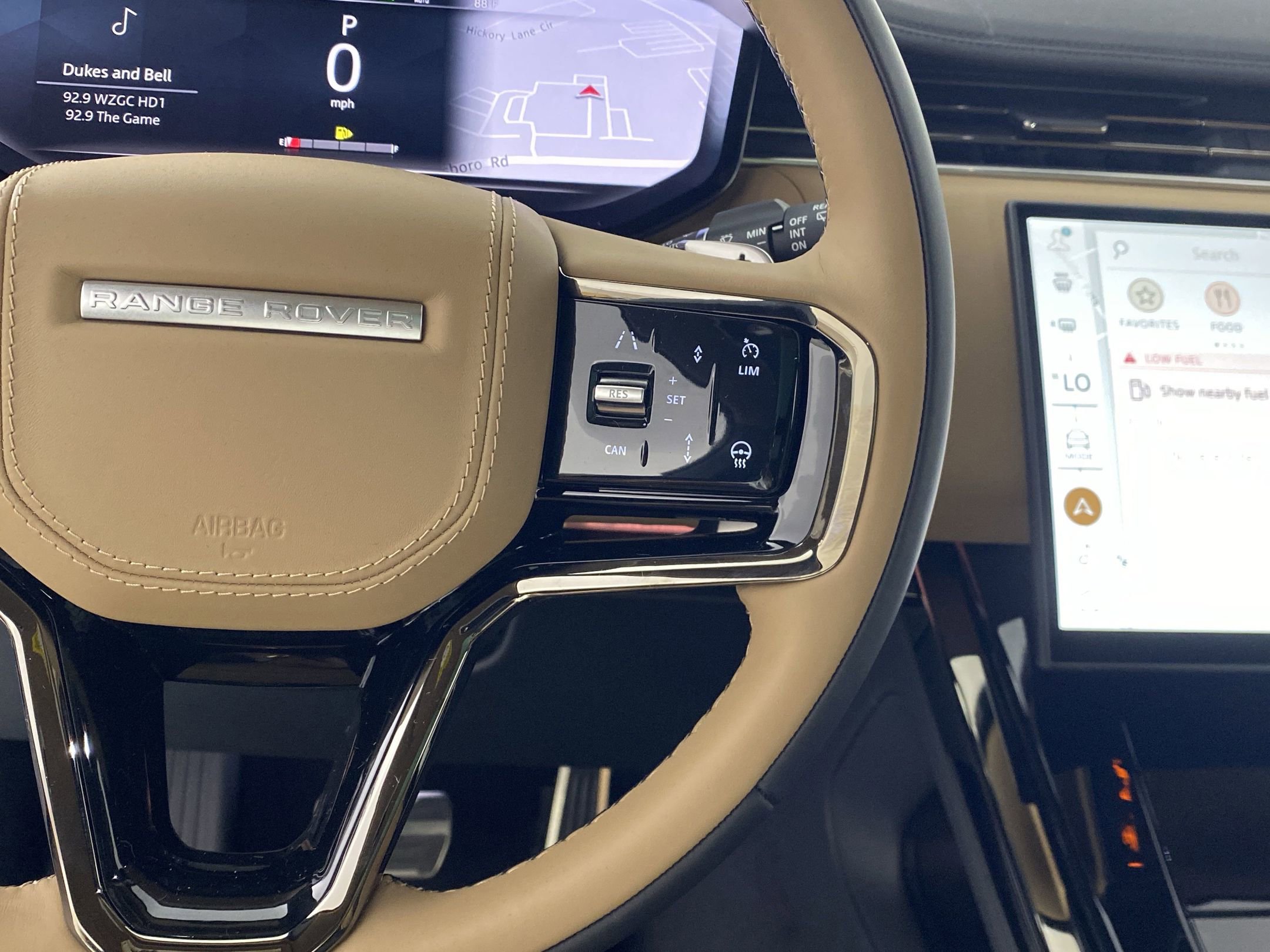 New 2025 Land Rover Range Rover Sport Dynamic SE image 21