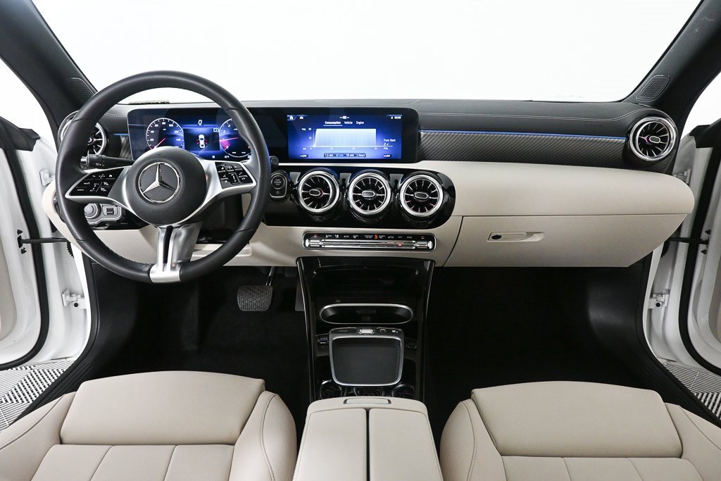 Used 2025 Mercedes-Benz CLA 250 CLA 250 image 17