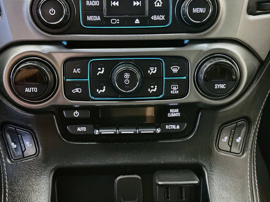Used 2019 Chevrolet Suburban LT AWD/4WD image 18