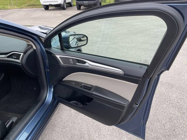 Used 2018 Ford Fusion S FWD image 43