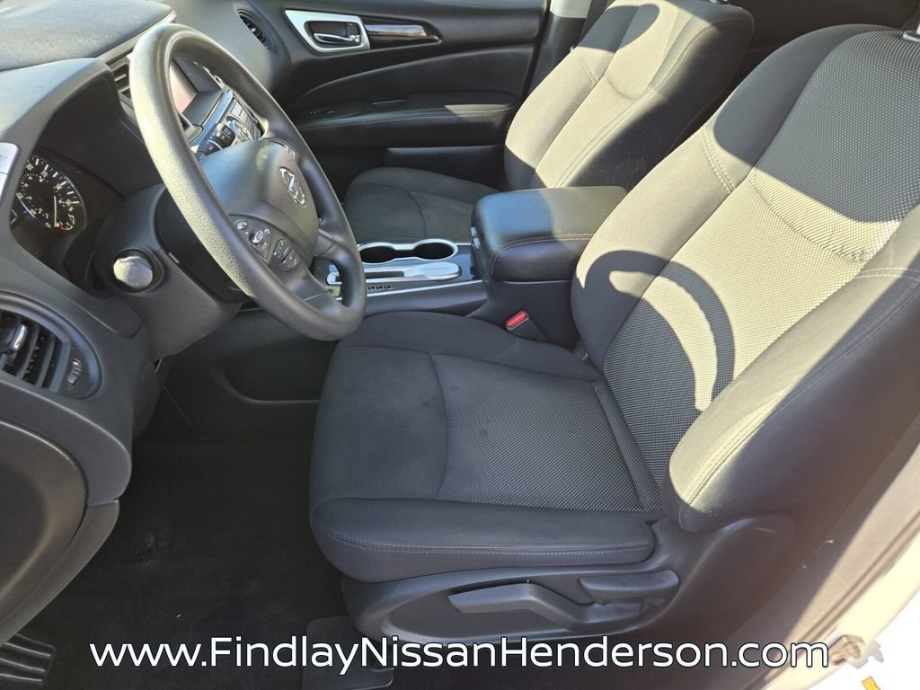 Used 2020 Nissan Pathfinder S FWD image 10