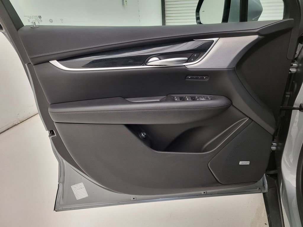 Used 2024 Cadillac XT5 Premium Luxury image 35