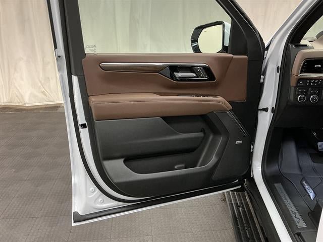 New 2026 Chevrolet Suburban High Country AWD/4WD image 23
