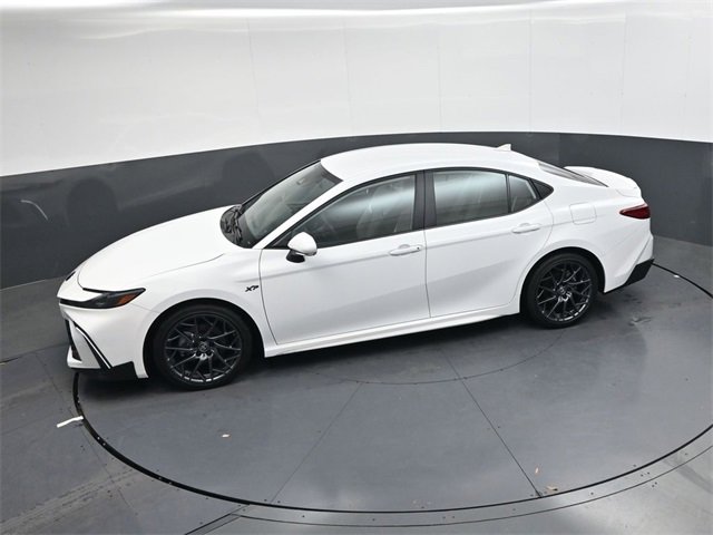 Used 2025 Toyota Camry SE w/ Convenience Package image 22