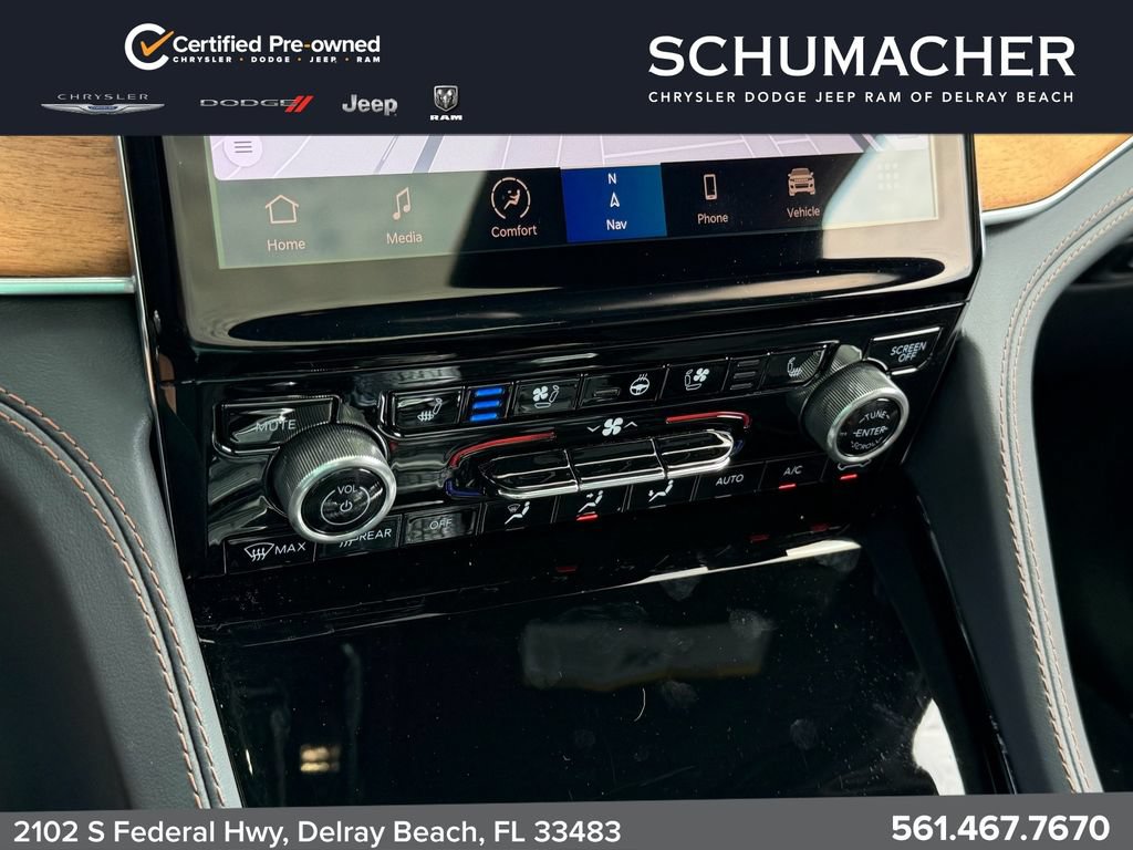 Certified 2023 Jeep Grand Cherokee Summit AWD/4WD image 27