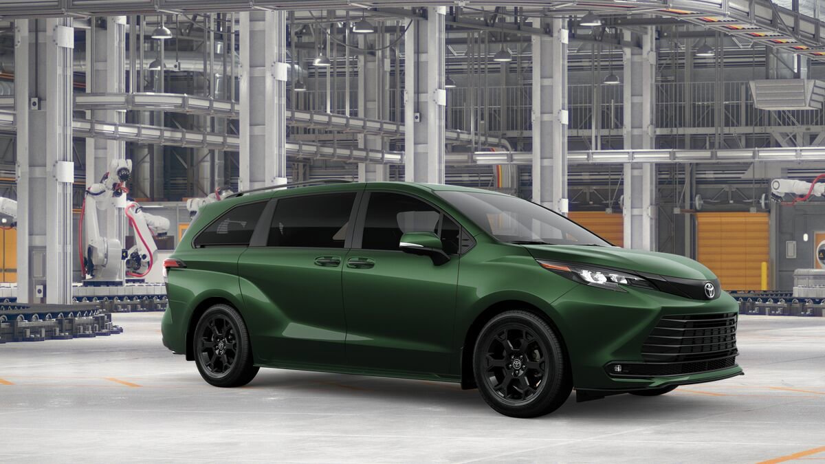 New 2026 Toyota Sienna XLE Woodland Edition image 14