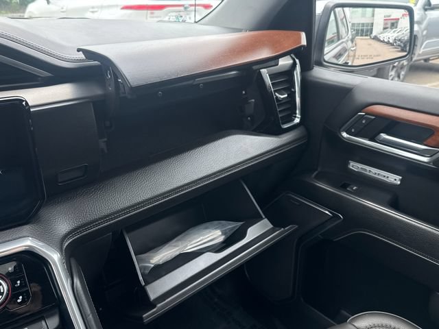 Used 2023 GMC Sierra 1500 Denali AWD/4WD image 41