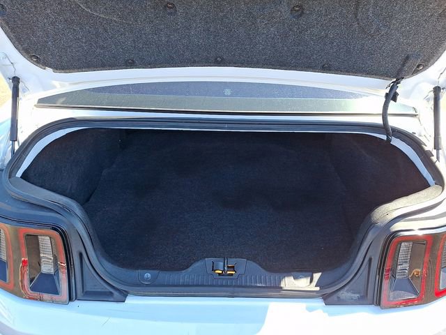 Used 2014 Ford Mustang Premium image 30