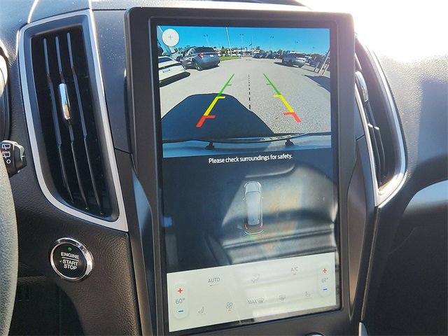 Certified 2024 Ford Edge SEL image 9