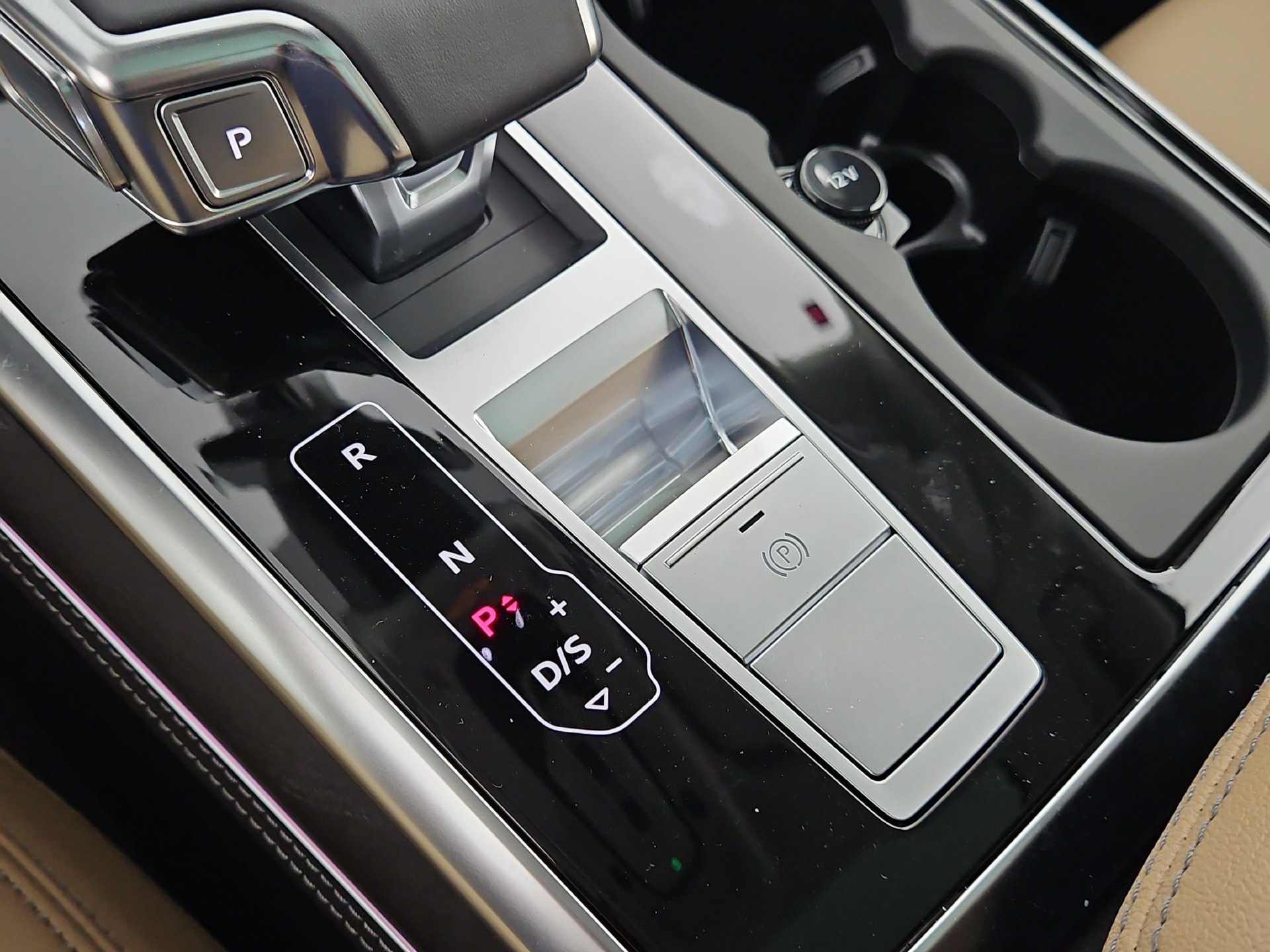 New 2026 Audi Q7 3.0T Premium Plus AWD/4WD image 36