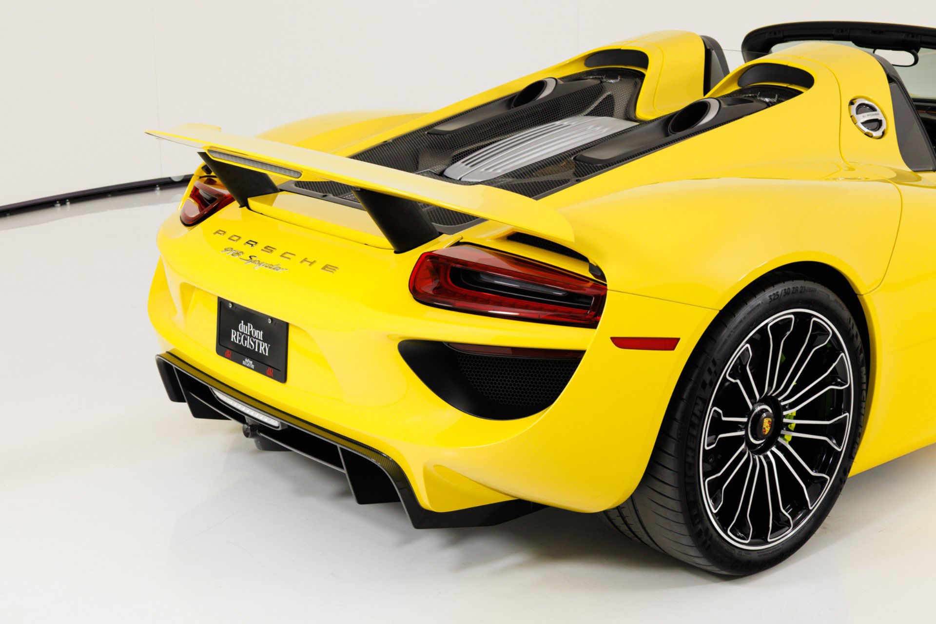 Used 2015 Porsche 918 Spyder AWD/4WD image 74