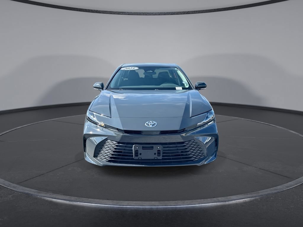 Used 2025 Toyota Camry LE FWD image 19