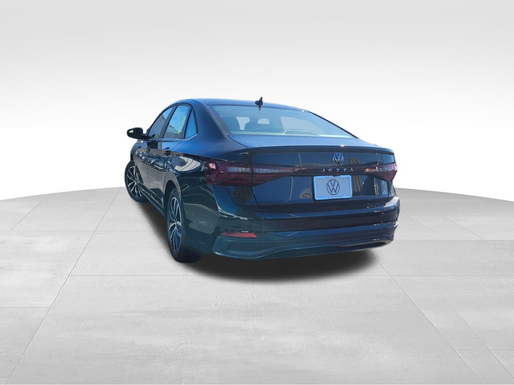 New 2027 Volkswagen Jetta SE FWD image 4