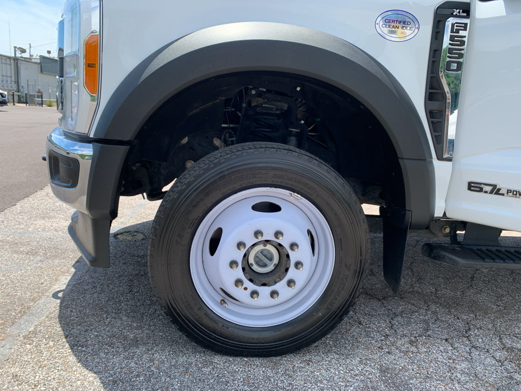 Used 2023 Ford F550 4x4 Crew Cab Super Duty image 9