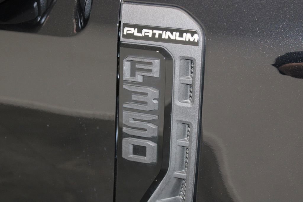 Used 2025 Ford F350 Platinum image 12
