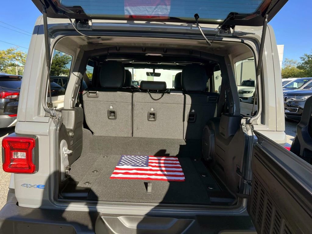 Used 2022 Jeep Wrangler Unlimited Sahara 4xe w/ Cold Weather Group image 8