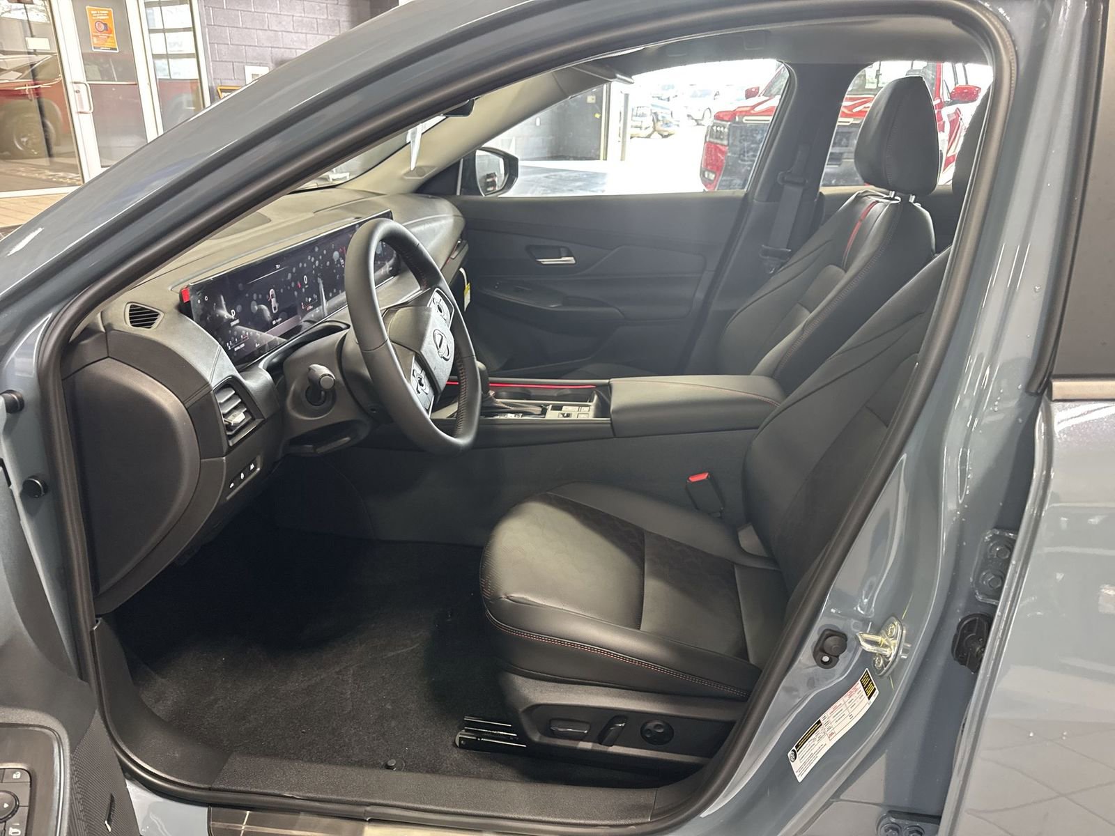 New 2026 Nissan Sentra SR w/ SR Premium Package FWD image 10