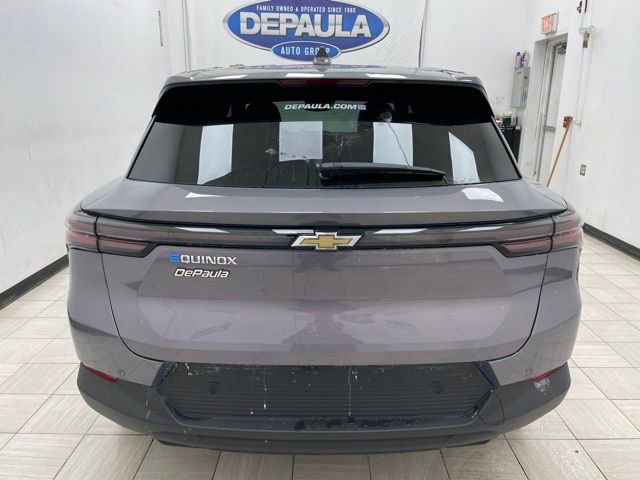 New 2026 Chevrolet Equinox EV LT image 18