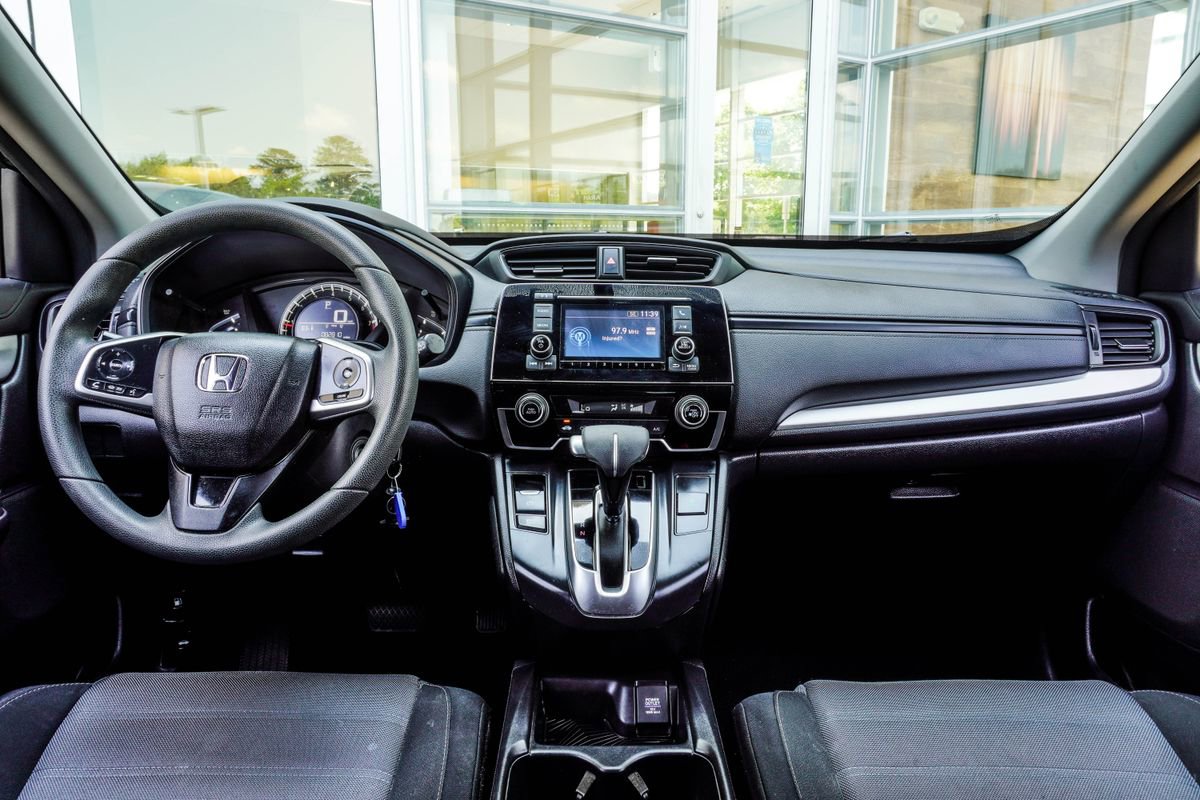 Used 2017 Honda CR-V LX image 5