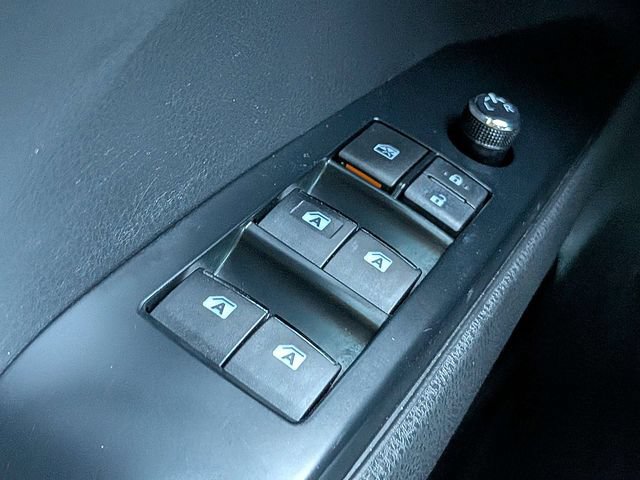 Used 2020 Toyota Camry XSE FWD image 22