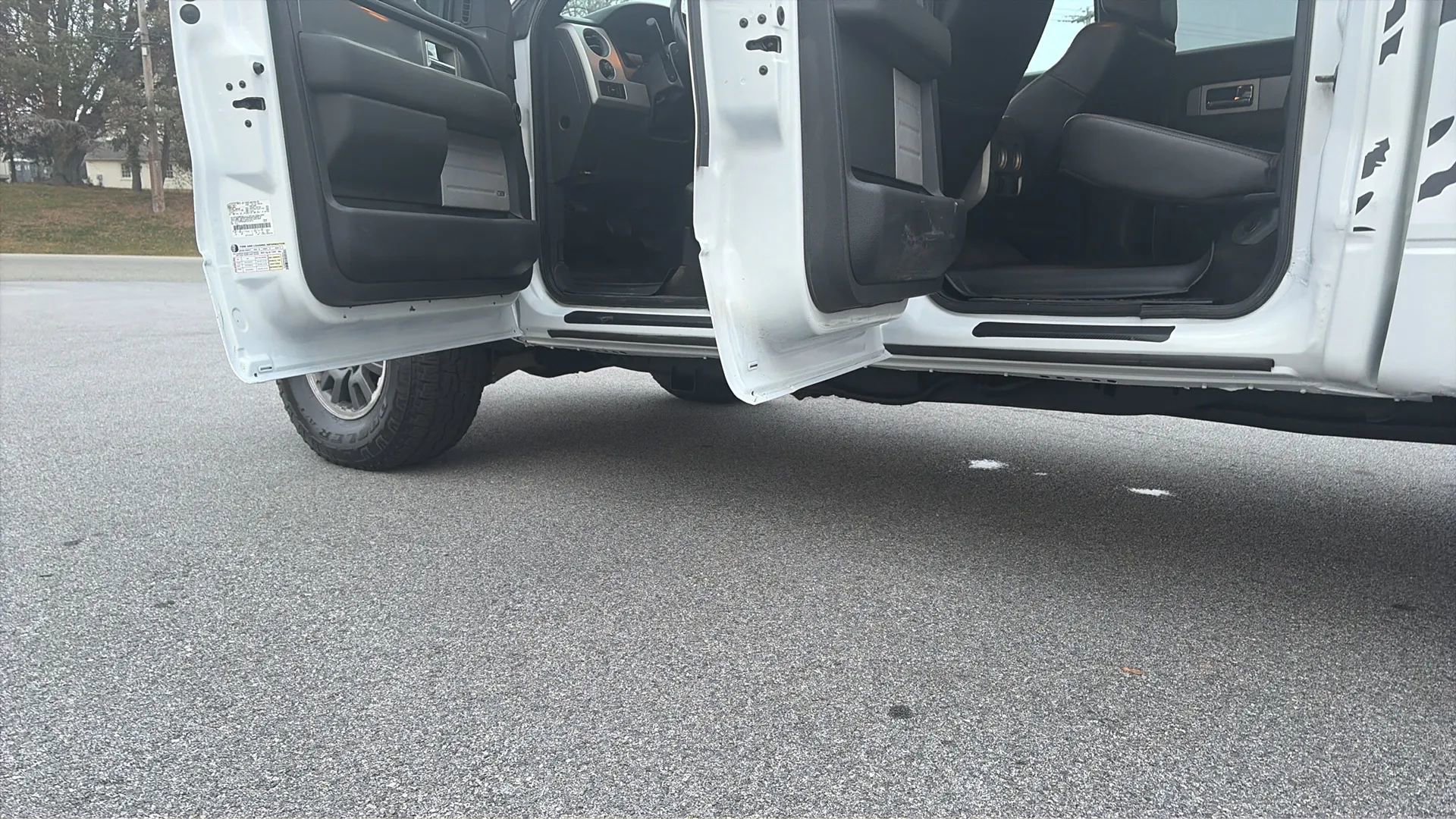 Used 2011 Ford F150 Raptor w/ Raptor Luxury Pkg image 41