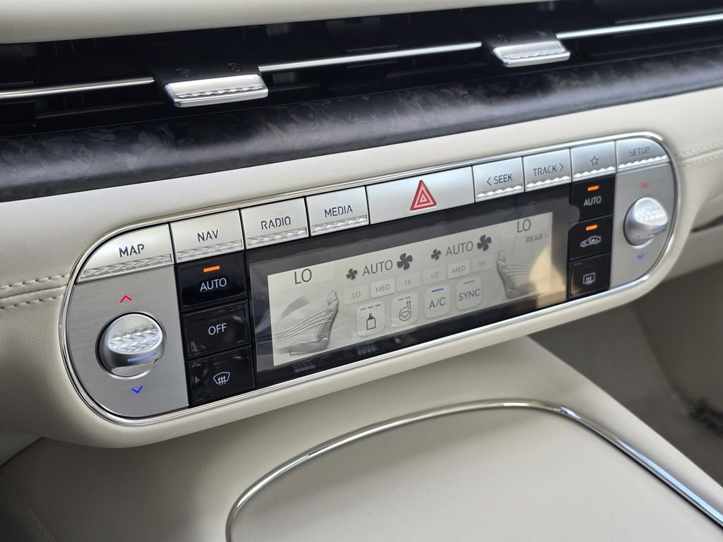 New 2026 Genesis G90 3.5T image 17