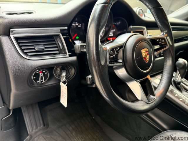 Used 2016 Porsche Macan S AWD/4WD image 21