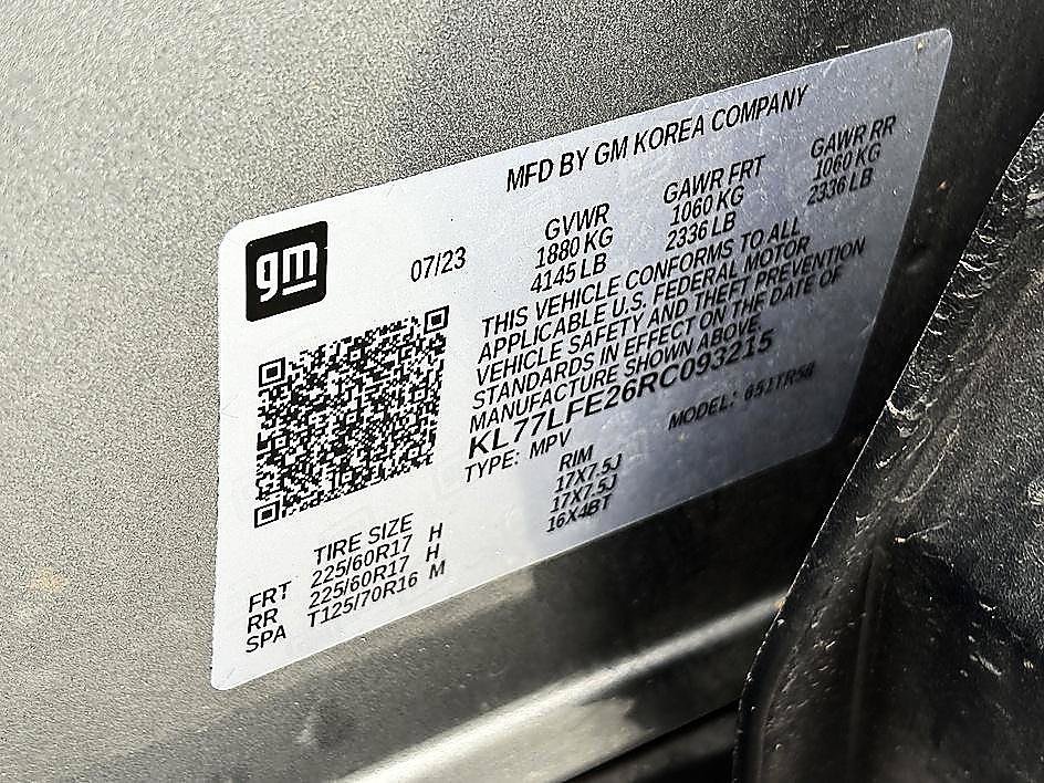 Used 2024 Chevrolet Trax LS w/ LS Convenience Package FWD image 24