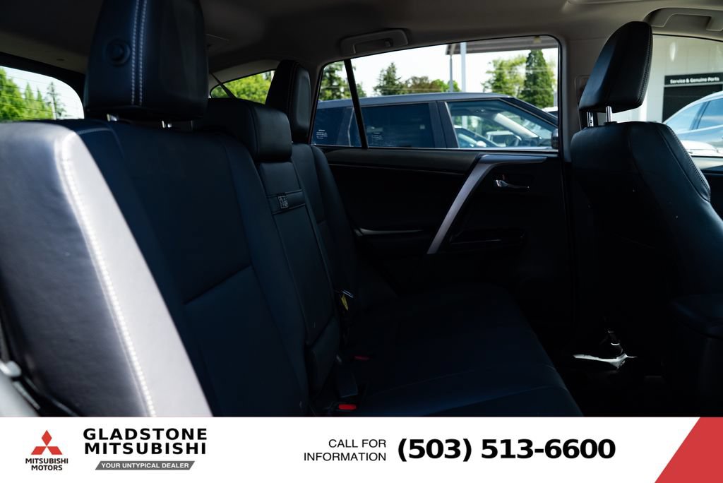 Used 2018 Toyota RAV4 Limited w/ Advanced Technology Package AWD/4WD image 23
