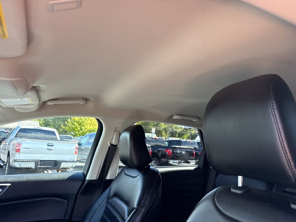 Used 2024 Ford Edge SEL AWD/4WD image 22