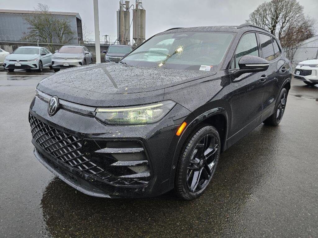 New 2026 Volkswagen Tiguan SE R-Line image 8