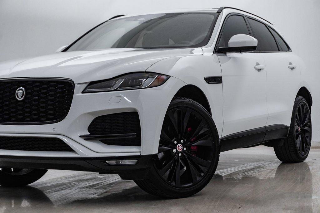 Used 2022 Jaguar F-PACE S image 2