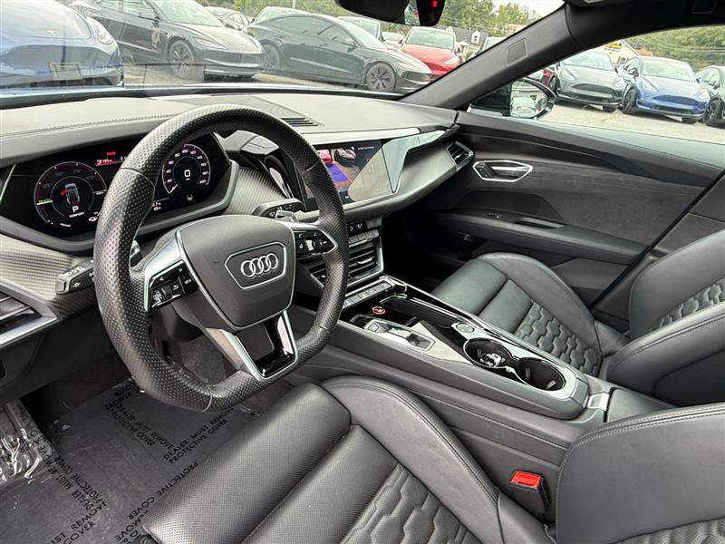 Used 2023 Audi e-tron GT Premium Plus w/ Performance Package AWD/4WD image 9
