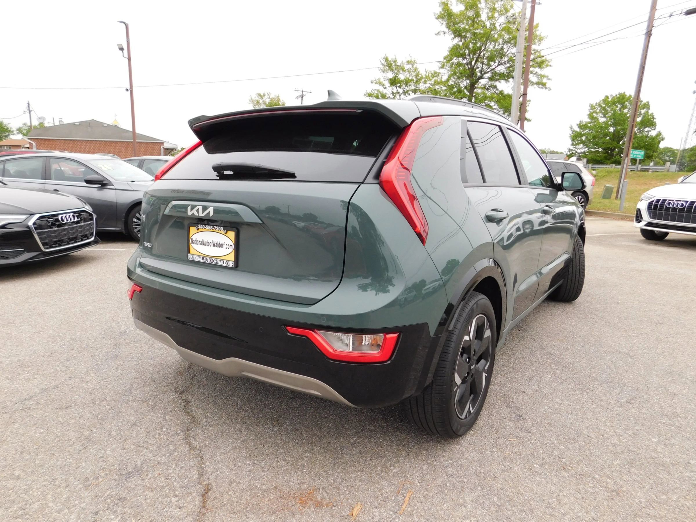 Used 2023 Kia Niro Wind FWD image 5