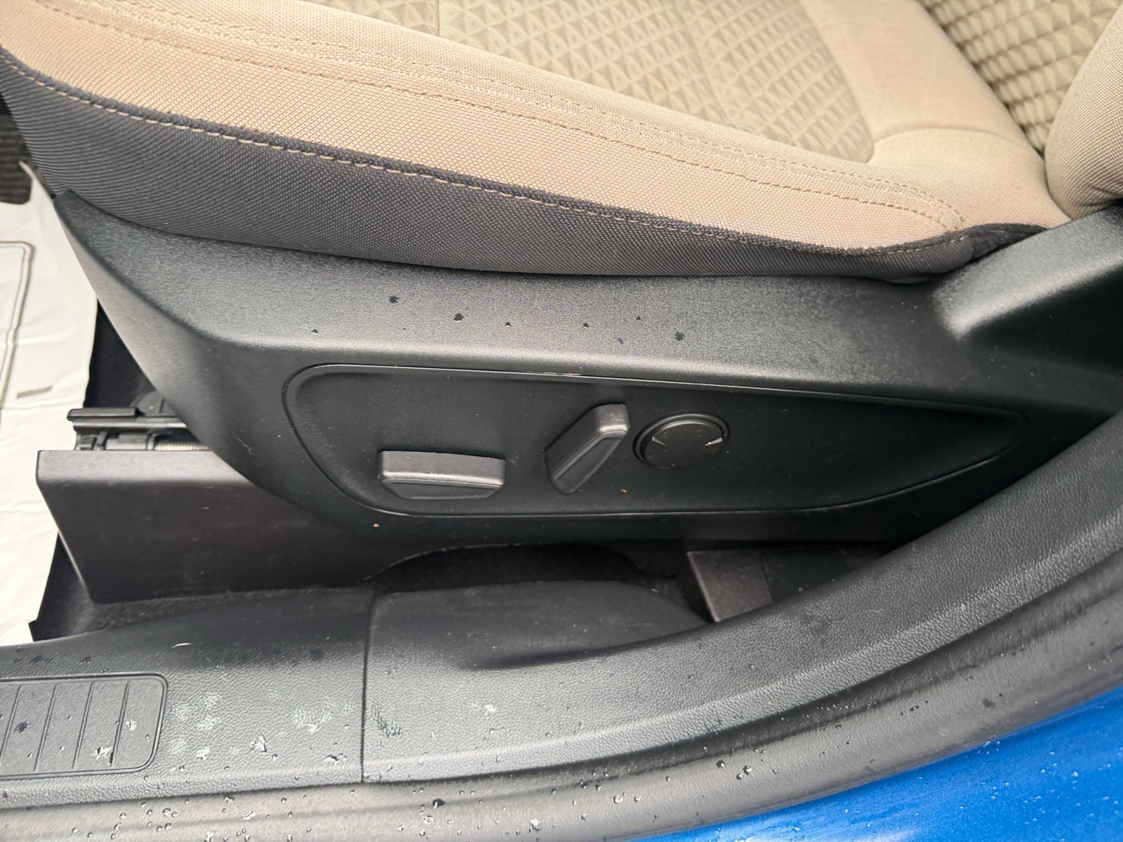 Used 2022 Ford Escape SE w/ Convenience Package FWD image 14