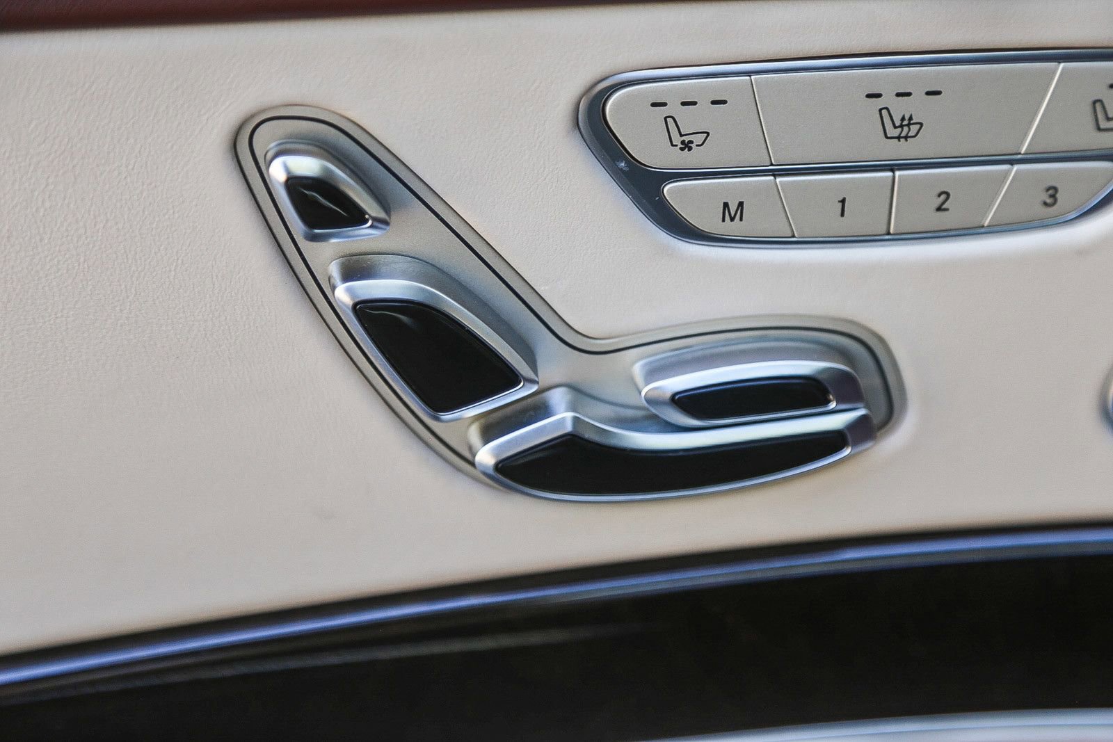 Used 2020 Mercedes-Benz Maybach S 560 4MATIC image 20