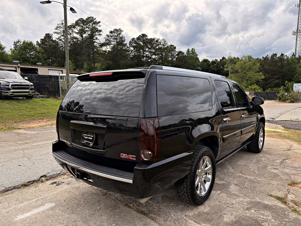 Used 2007 GMC Yukon XL Denali AWD/4WD image 5