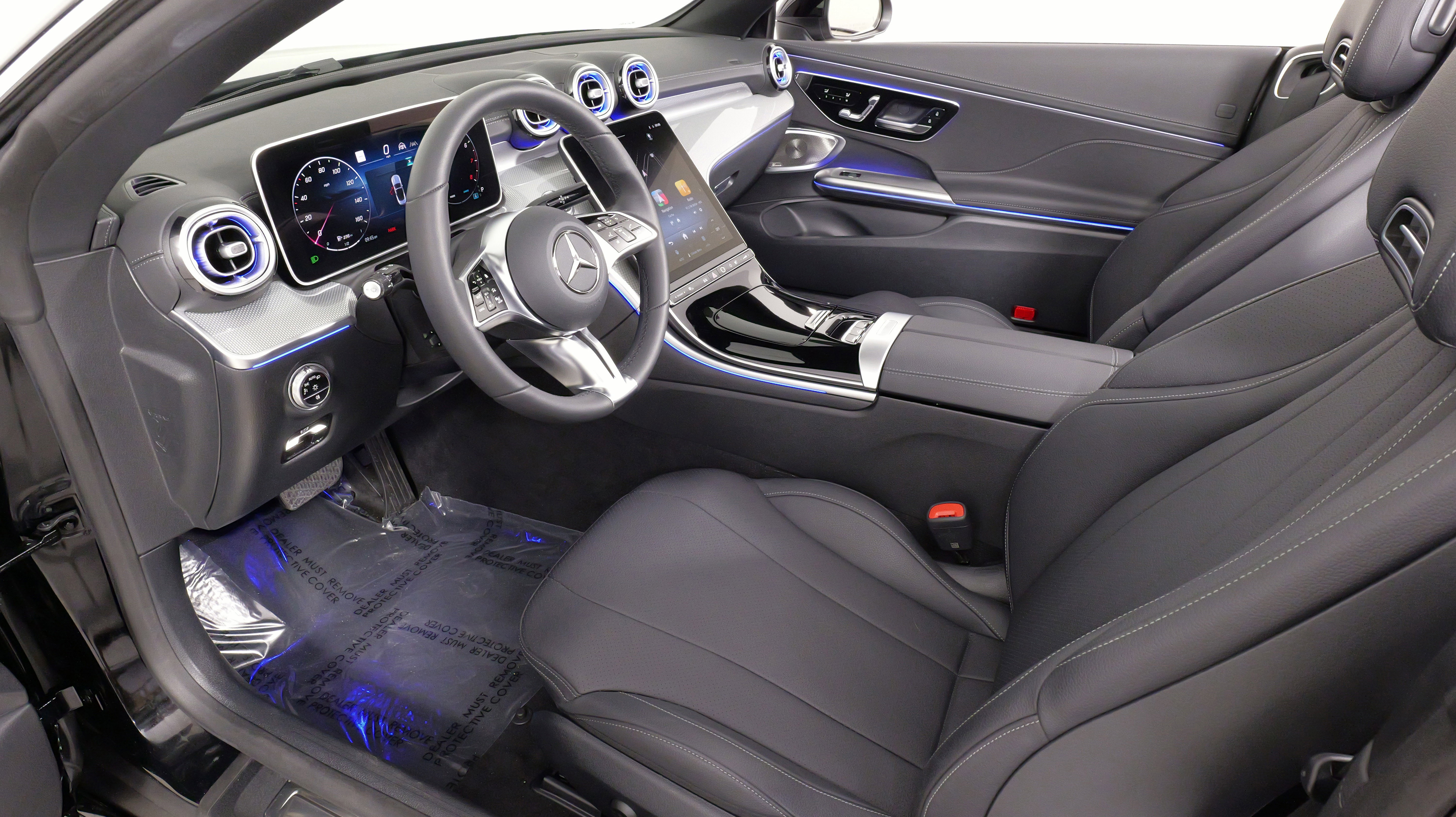 Used 2024 Mercedes-Benz CLE 300 4MATIC Cabriolet image 32