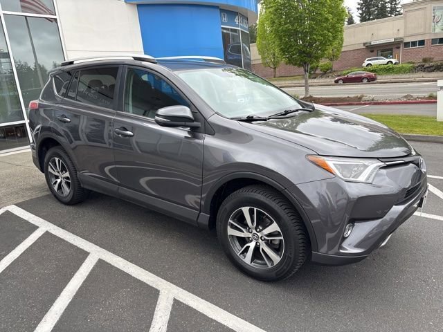 Used 2016 Toyota RAV4 XLE AWD/4WD image 9