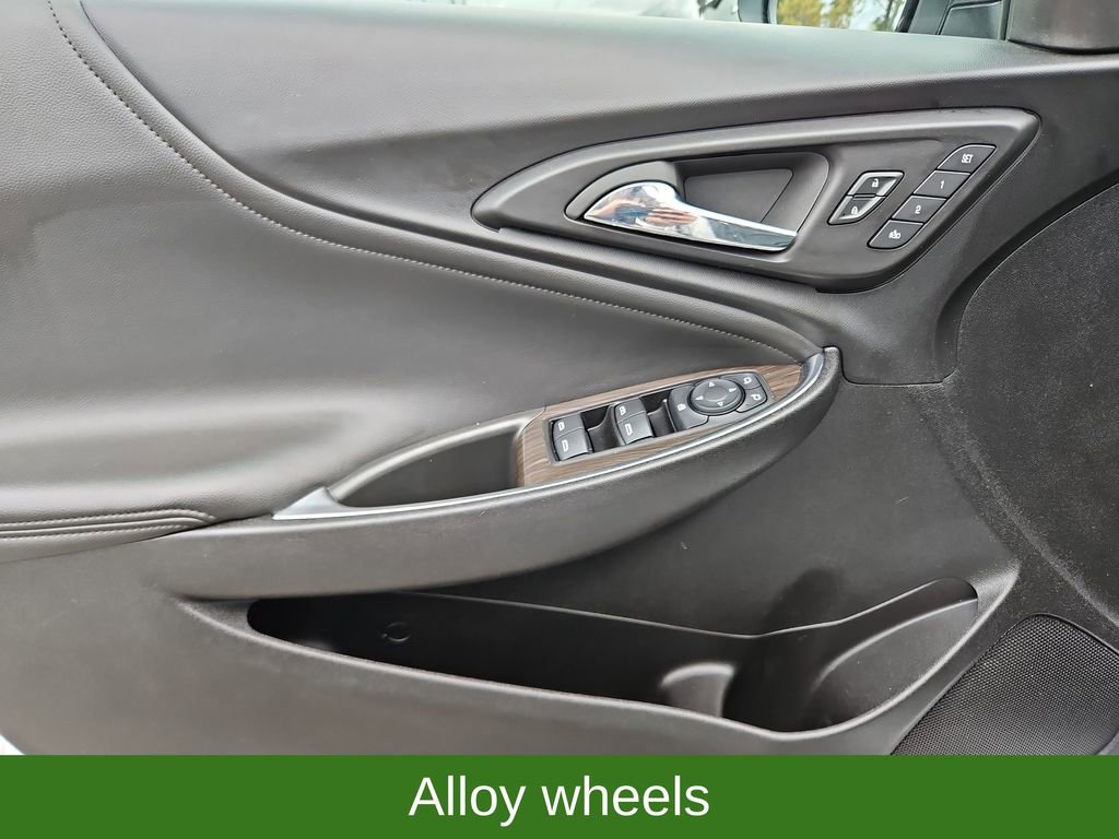 Used 2024 Chevrolet Malibu LT image 25