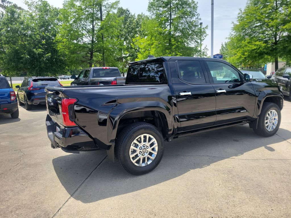 Used 2025 Toyota Tacoma Limited AWD/4WD image 7