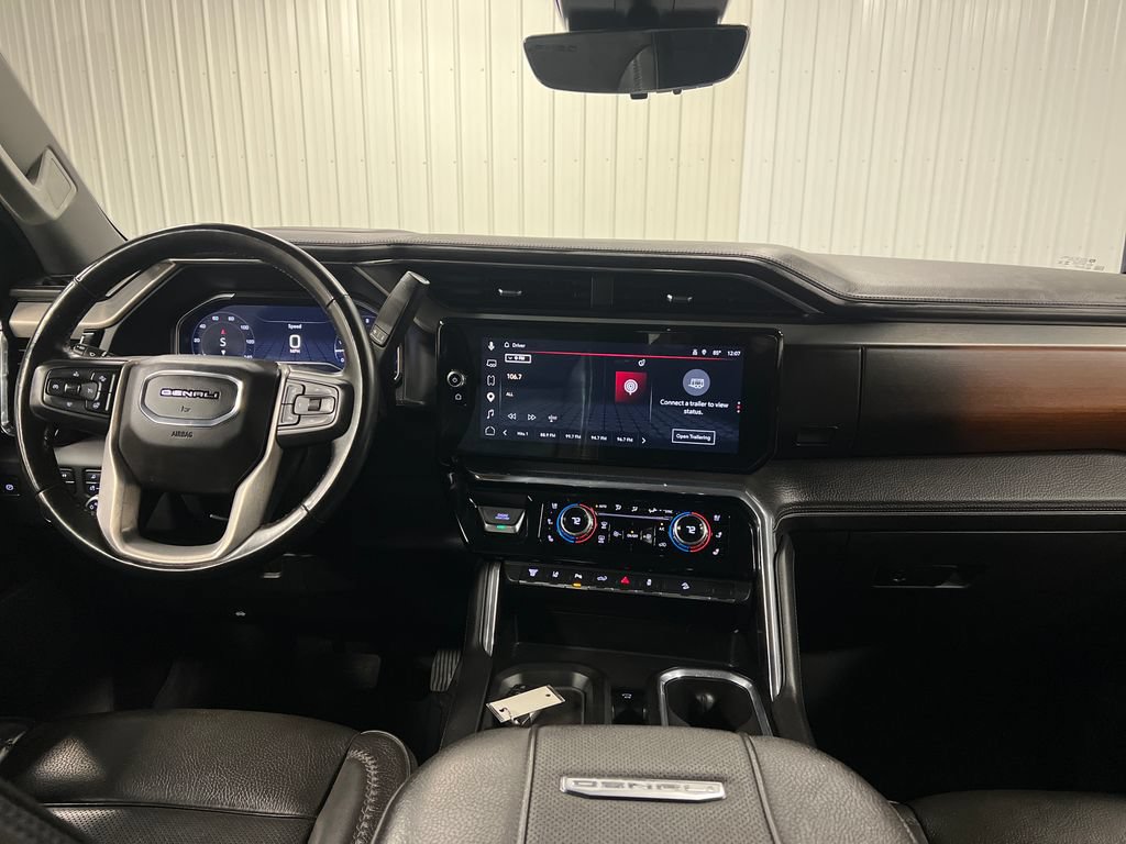 Certified 2025 GMC Sierra 2500 Denali w/ Denali Reserve Package AWD/4WD image 17