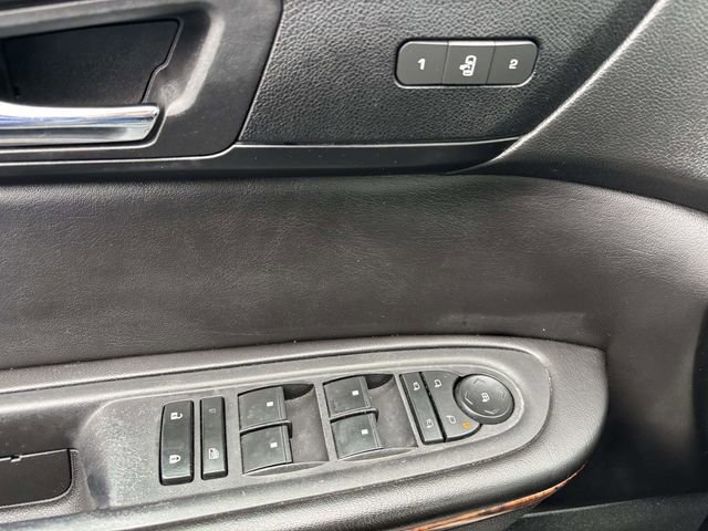 Used 2014 Chevrolet Traverse LTZ image 10