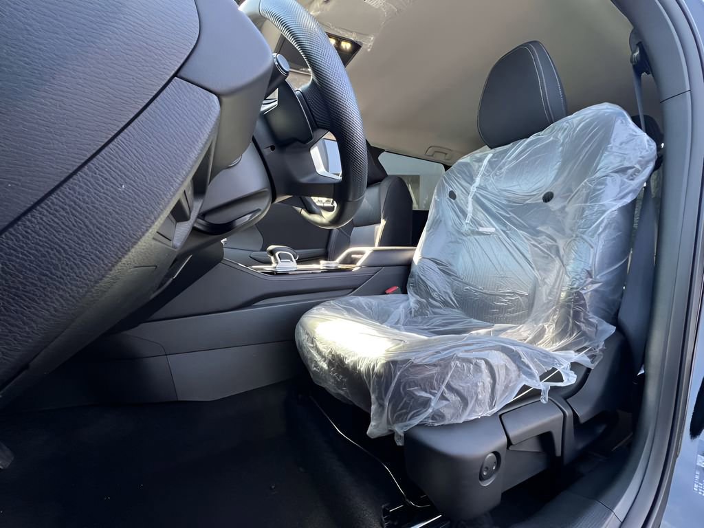 New 2026 Mitsubishi Outlander ES image 11