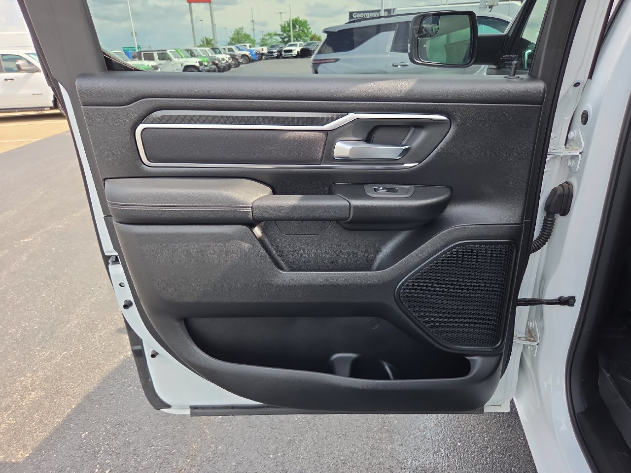 New 2026 RAM 1500 Big Horn w/ Night Edition AWD/4WD image 14