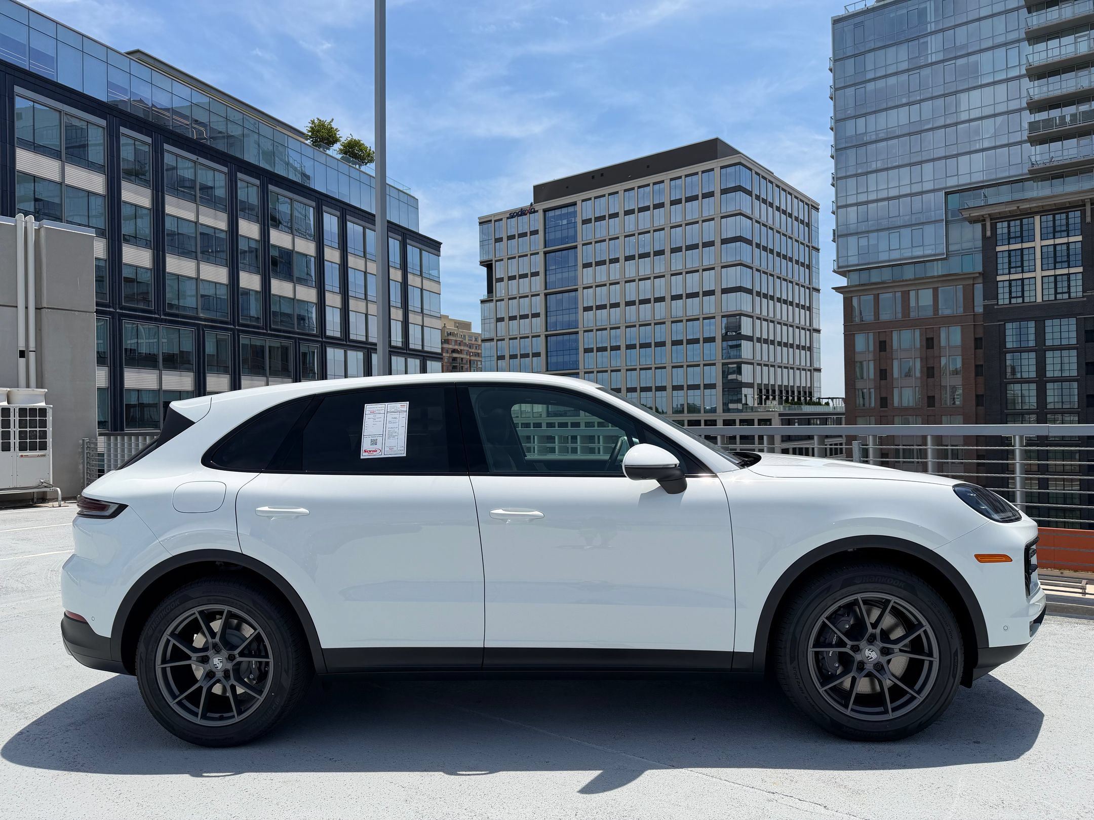 Certified 2026 Porsche Cayenne AWD/4WD image 9
