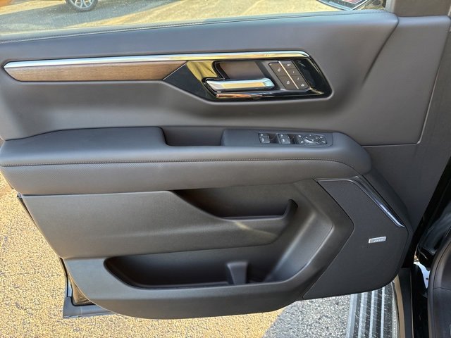 New 2026 Chevrolet Tahoe High Country image 15