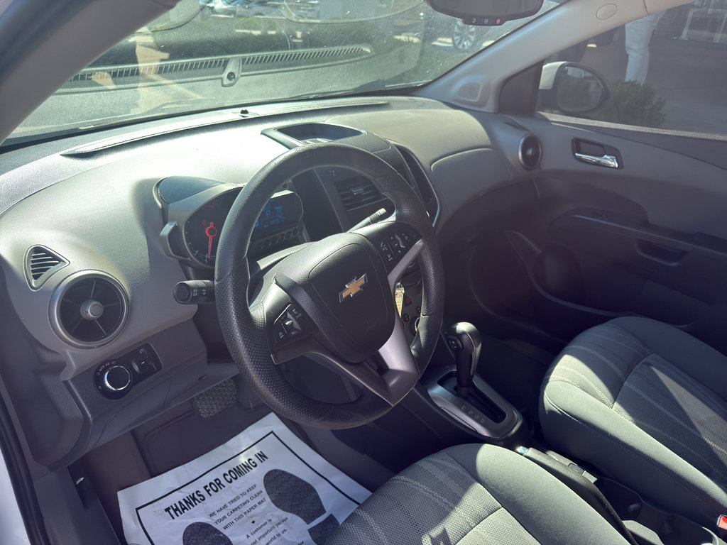 Used 2015 Chevrolet Sonic LT FWD image 10