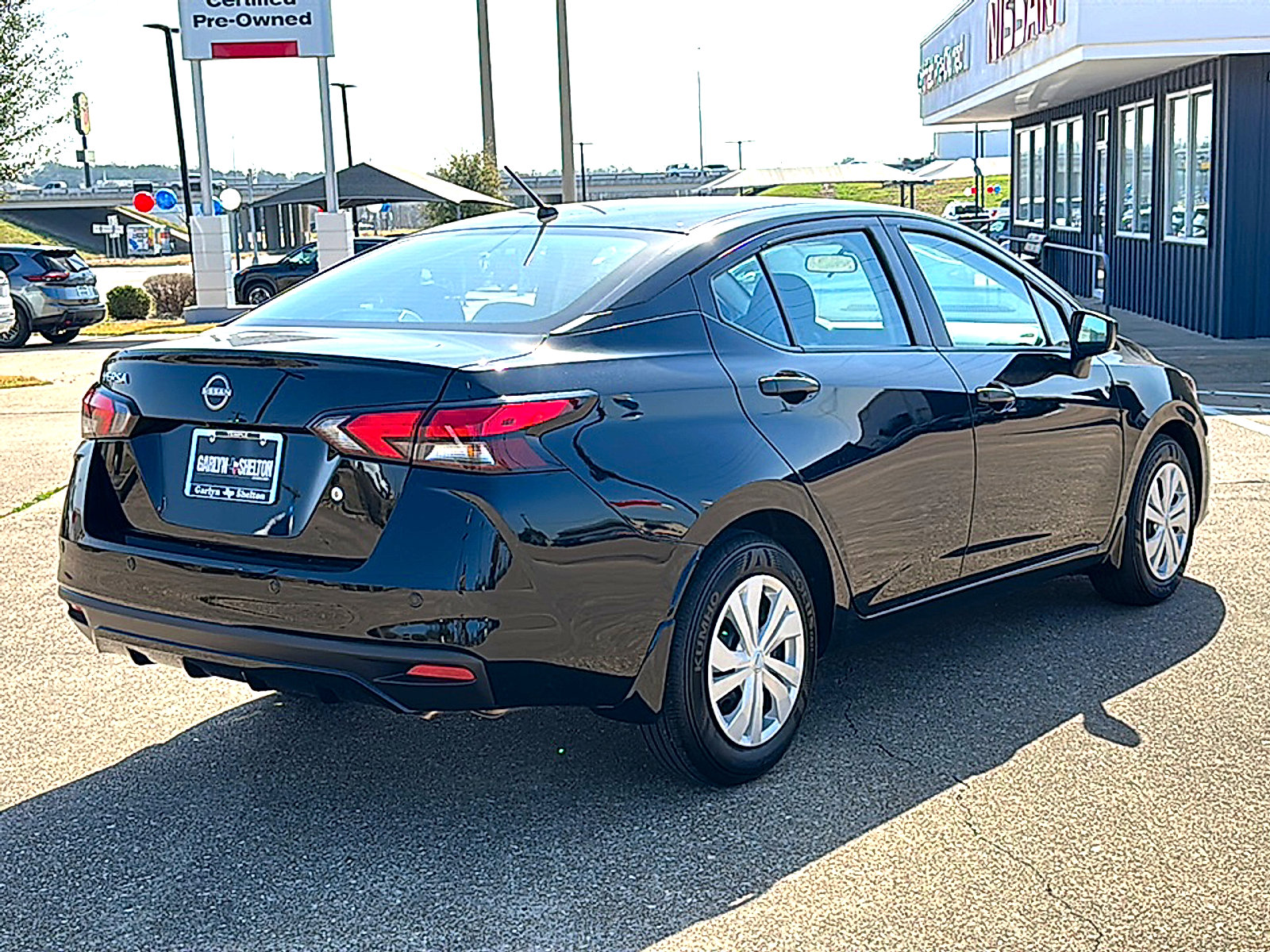 Certified 2025 Nissan Versa S w/ Trunk Package image 8