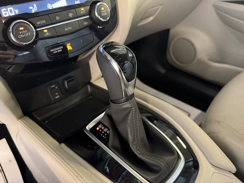 Used 2018 Nissan Rogue Sport SL FWD image 21